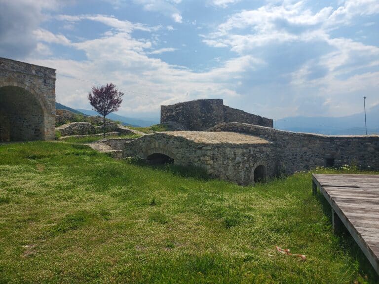 Hiking the Prizren Ruins